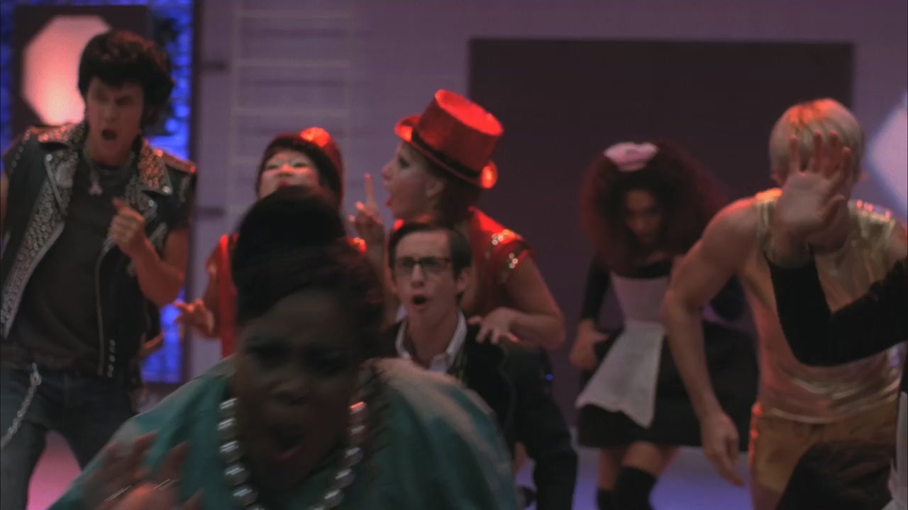 Glee205-01205.jpg