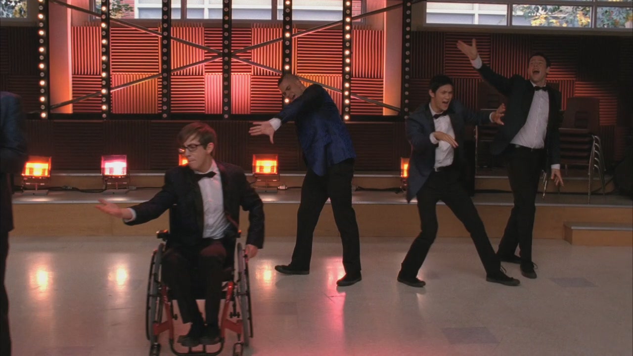 Glee206-01202.jpg