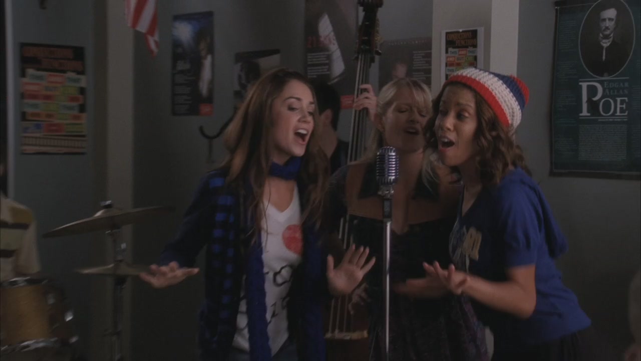 Glee207-00186.jpg