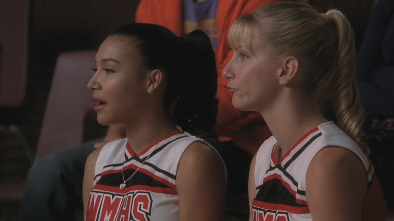 Glee207-00223.jpg