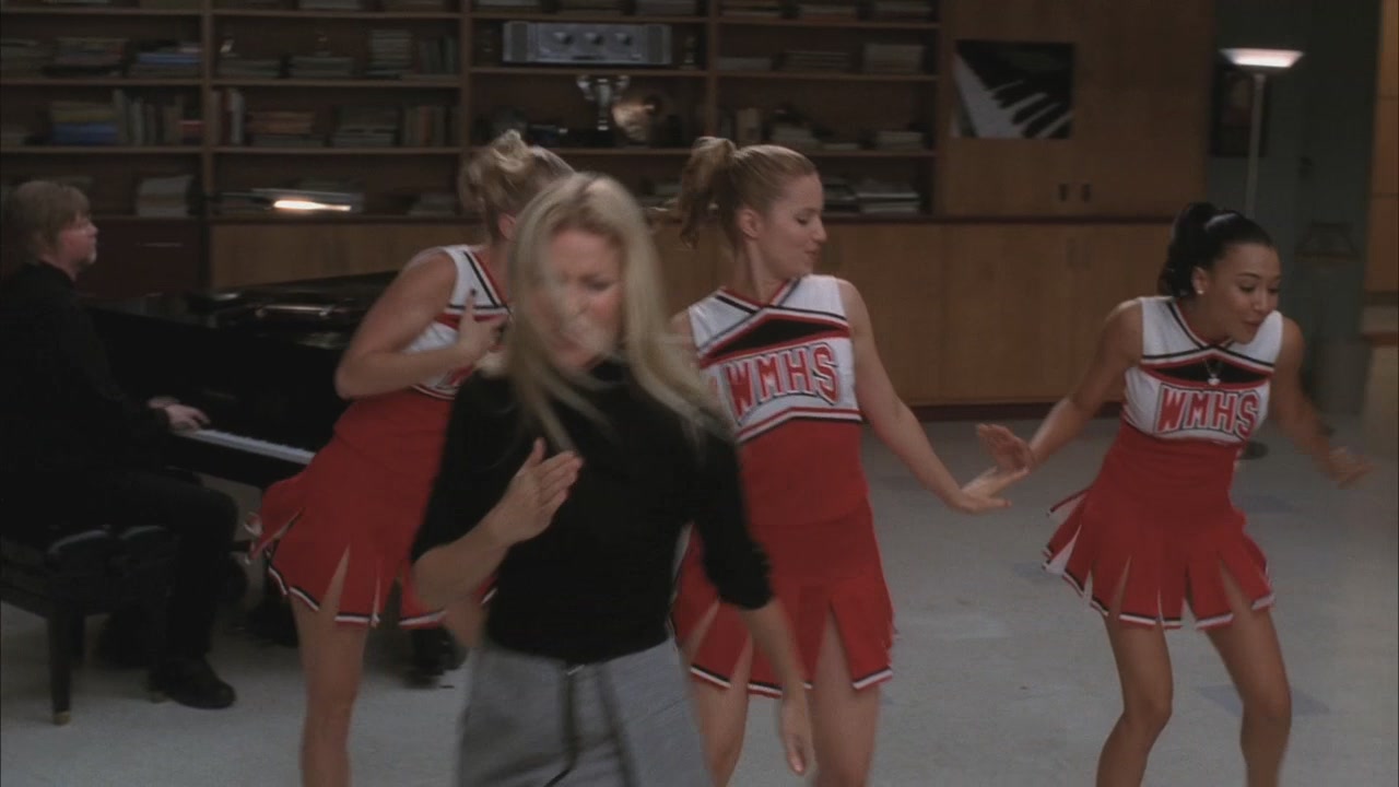 Glee207-00304.jpg