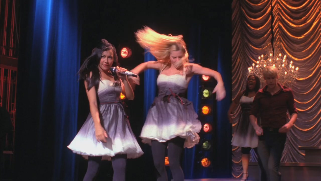Glee209-00970.jpg