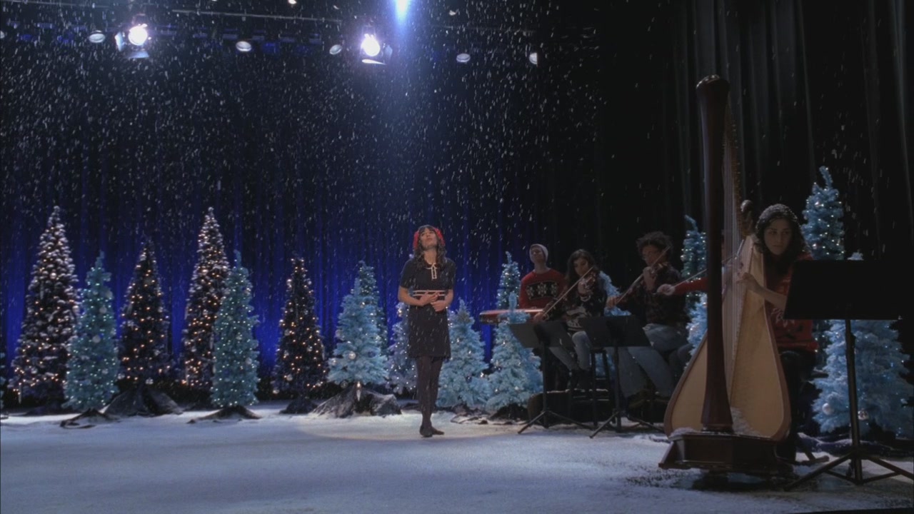 Glee210-00330.jpg
