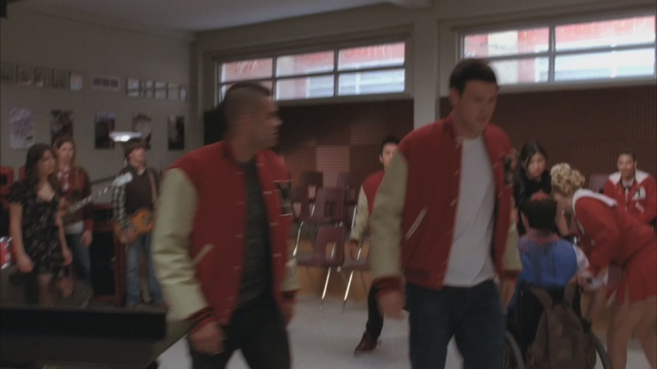Glee211-0230.jpg