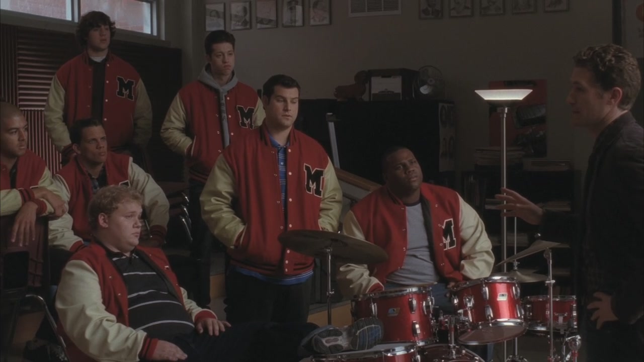 Glee211-0504.jpg