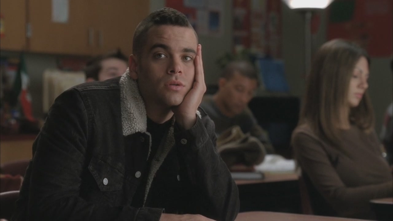 Glee212-0002.jpg