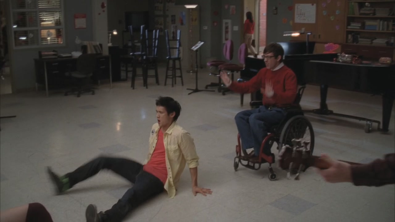 Glee212-0532.jpg