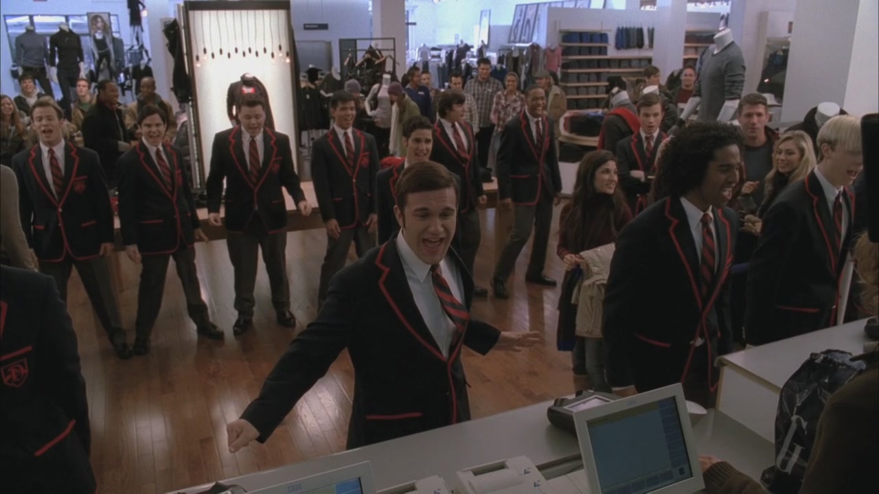 Glee212-0707.jpg