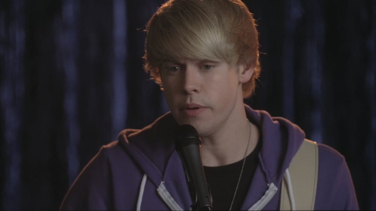 Glee213-0115.jpg