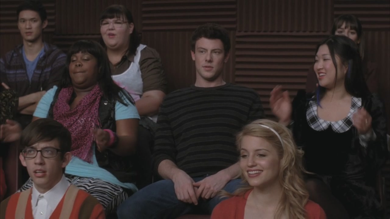 Glee213-0300.jpg