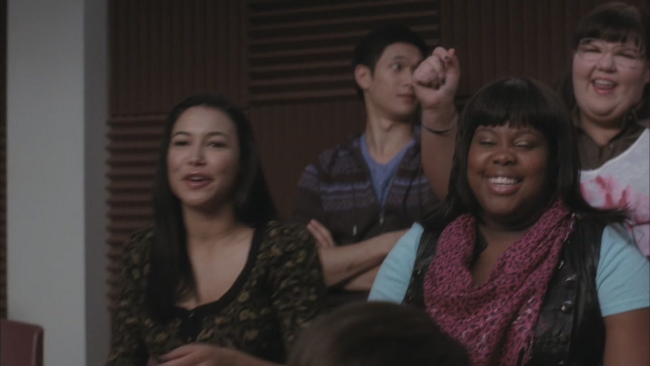 Glee213-0301.jpg