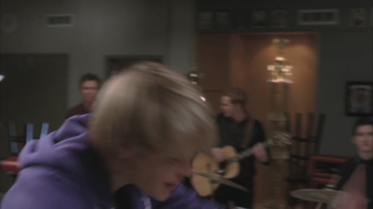 Glee213-0303.jpg