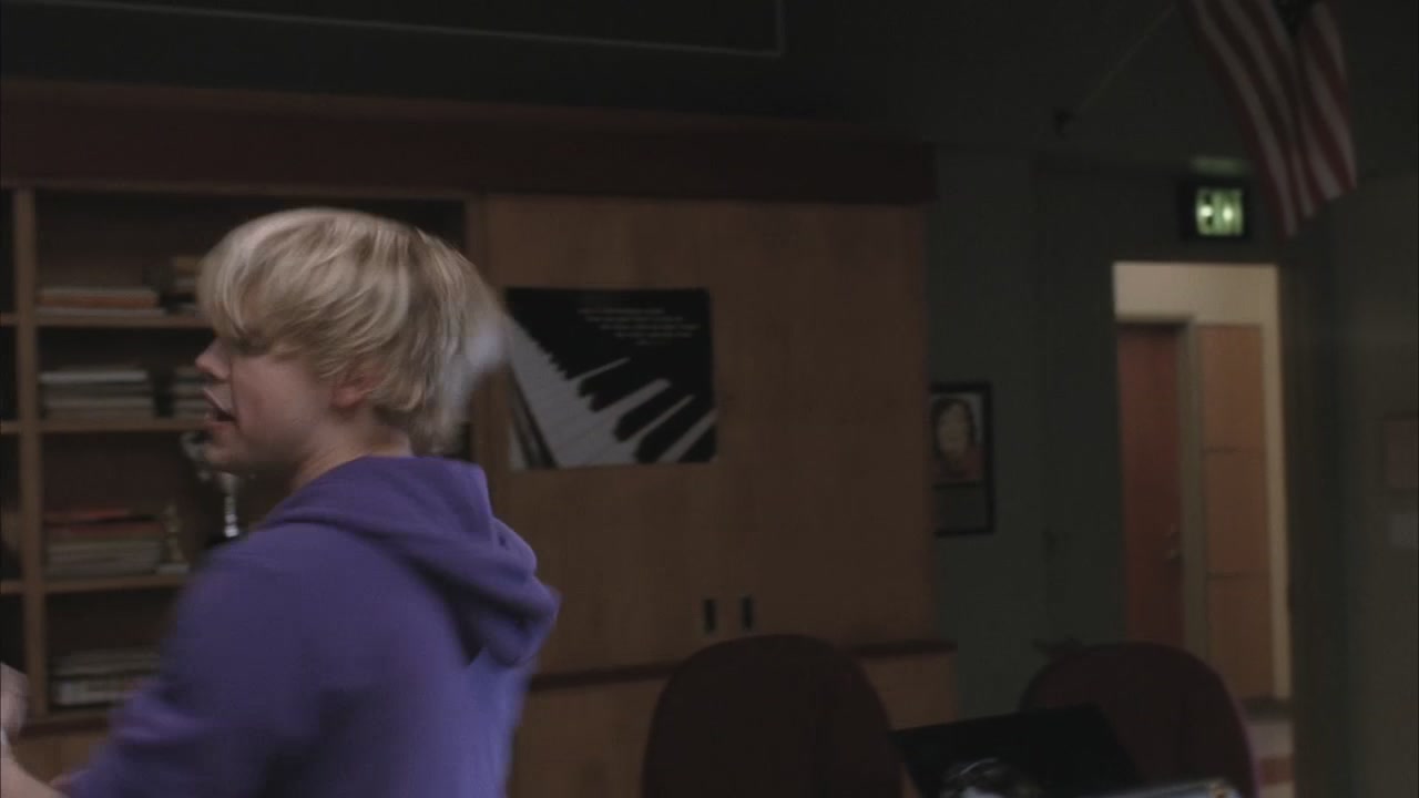 Glee213-0307.jpg
