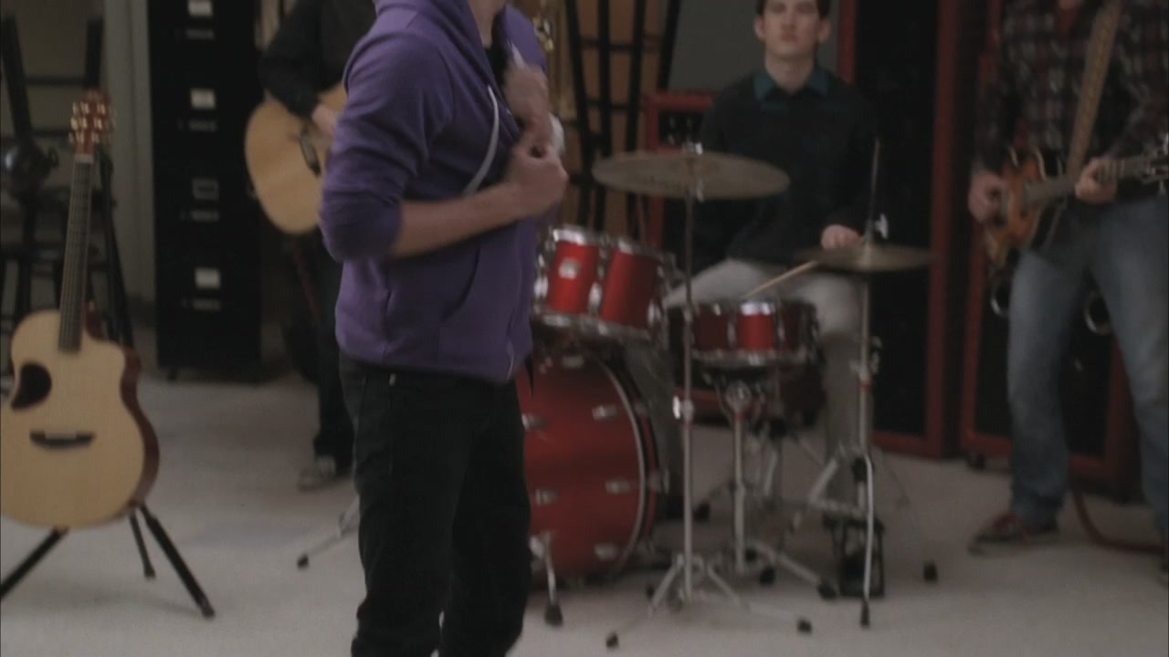 Glee213-0309.jpg