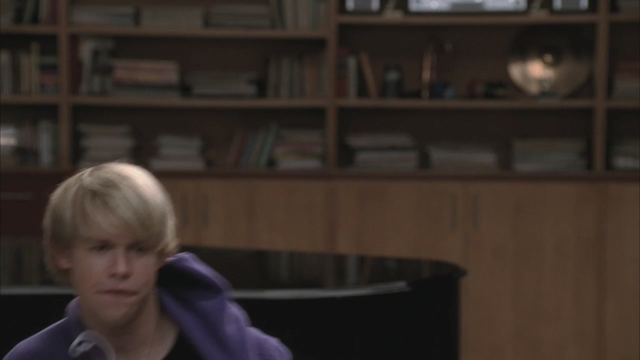 Glee213-0310.jpg