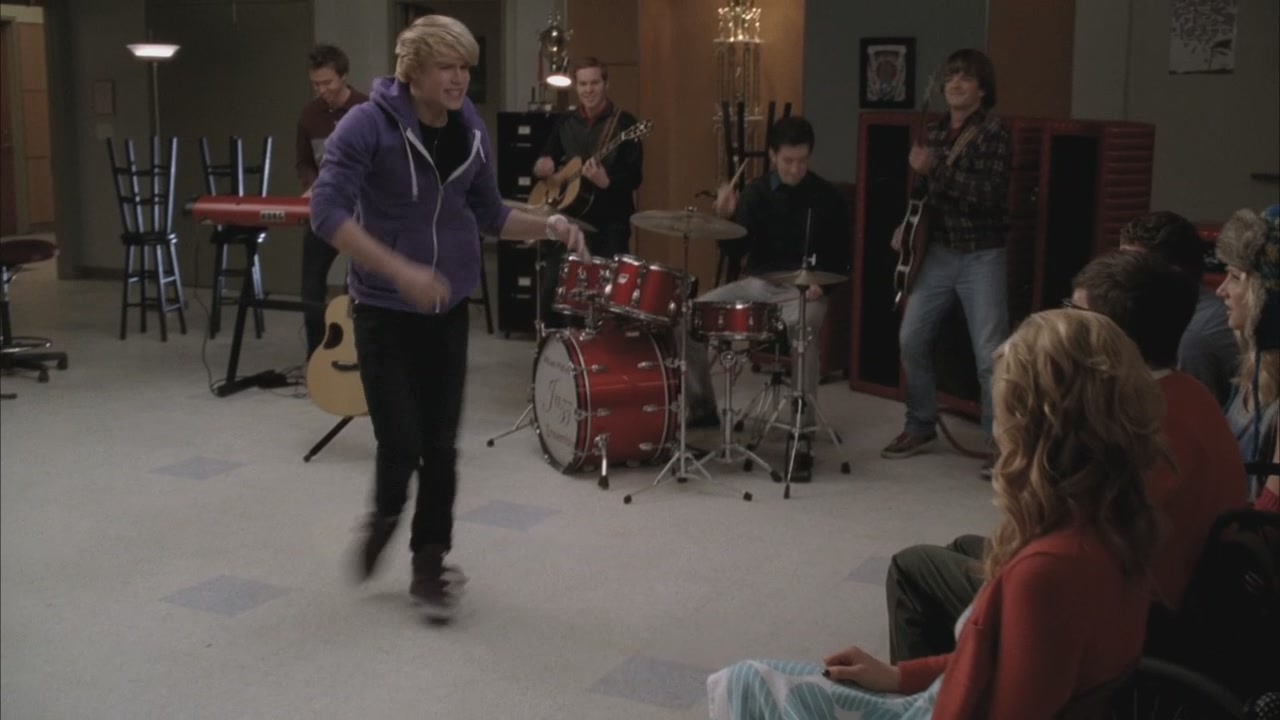 Glee213-0313.jpg