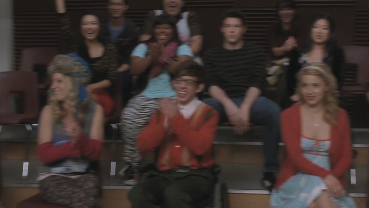 Glee213-0314.jpg