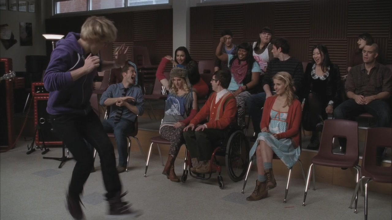 Glee213-0317.jpg