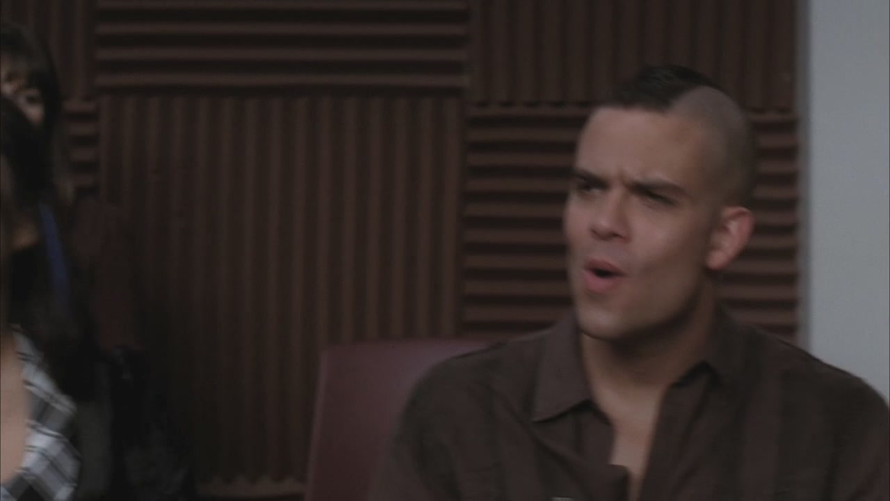 Glee213-0320.jpg