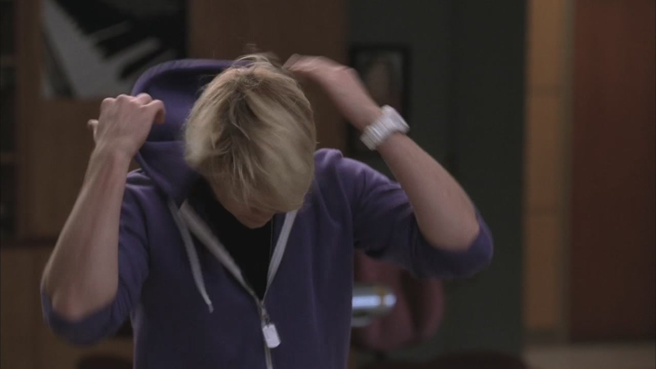 Glee213-0332.jpg