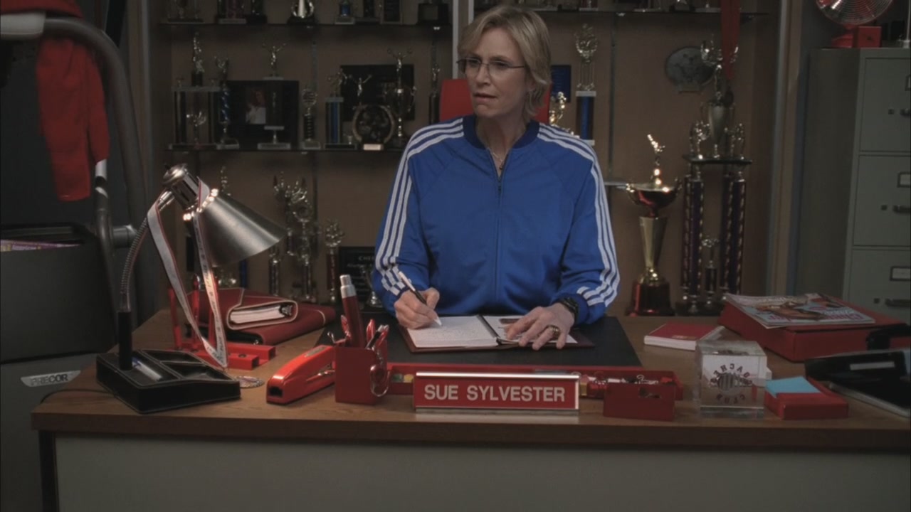 Glee213-0419.jpg