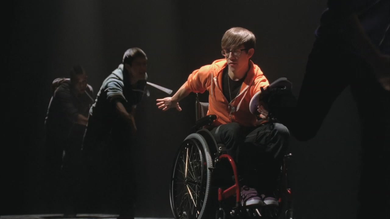 Glee213-0533.jpg