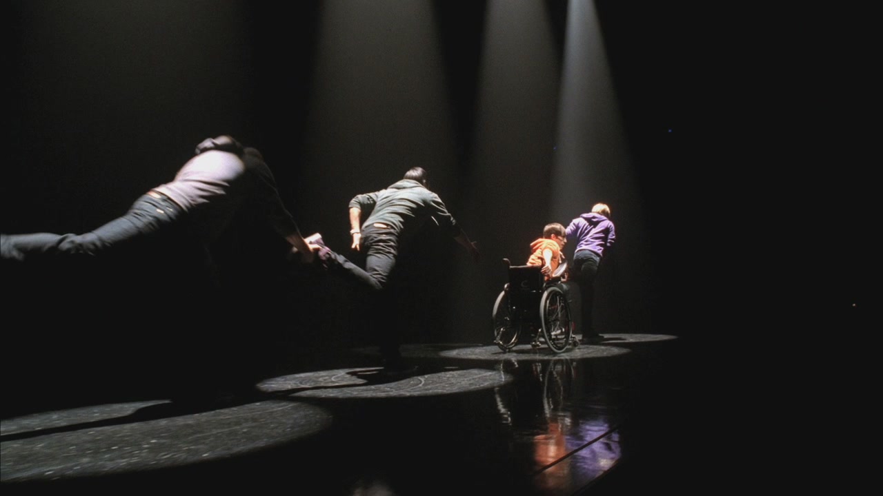 Glee213-0535.jpg