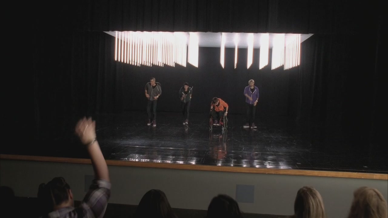 Glee213-0554.jpg
