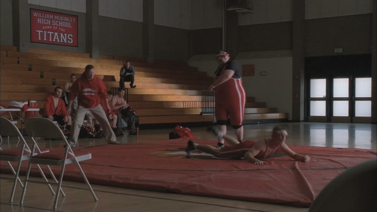 Glee213-0628.jpg