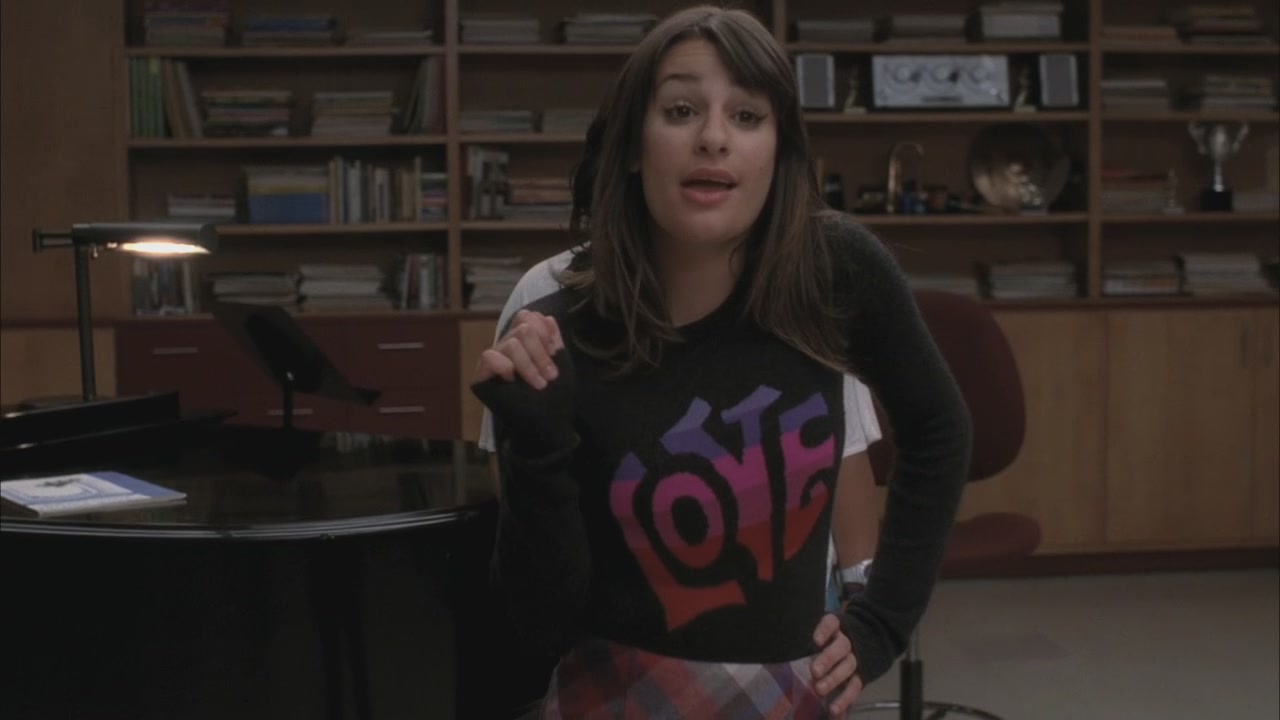 Glee213-0701.jpg