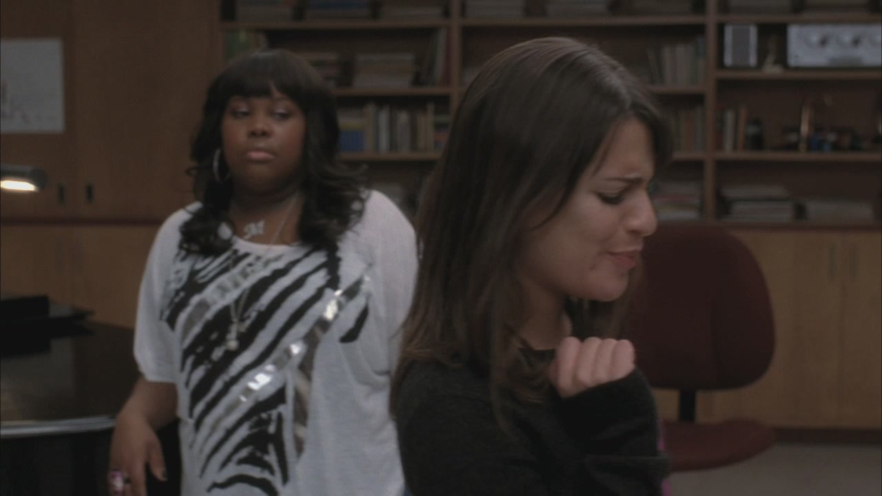 Glee213-0702.jpg