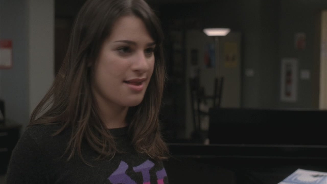 Glee213-0740.jpg