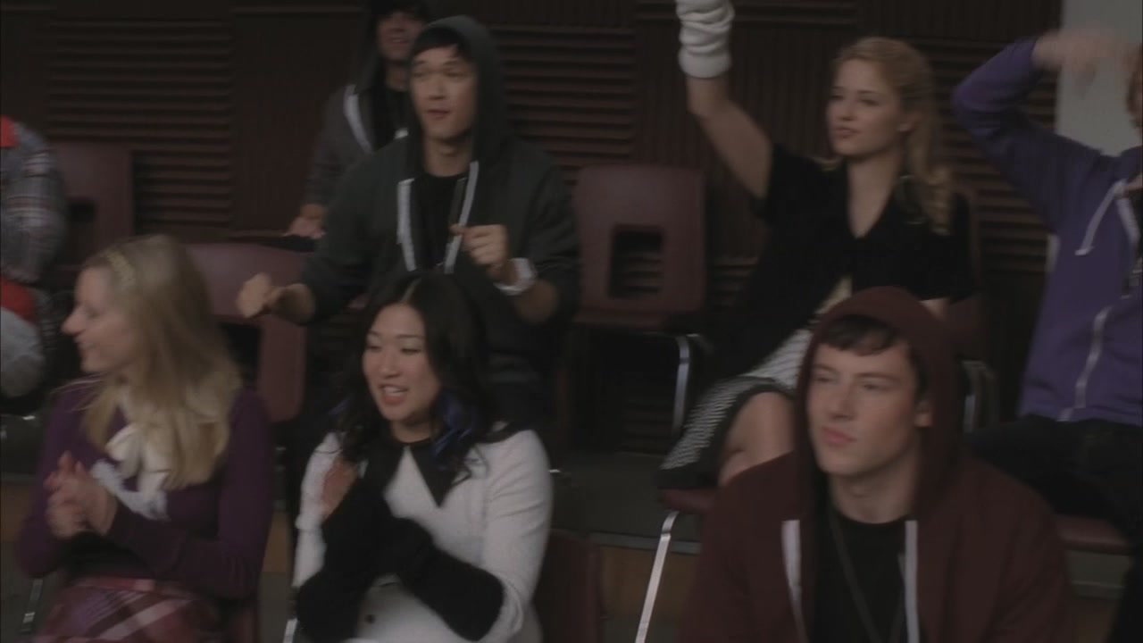 Glee213-0763.jpg