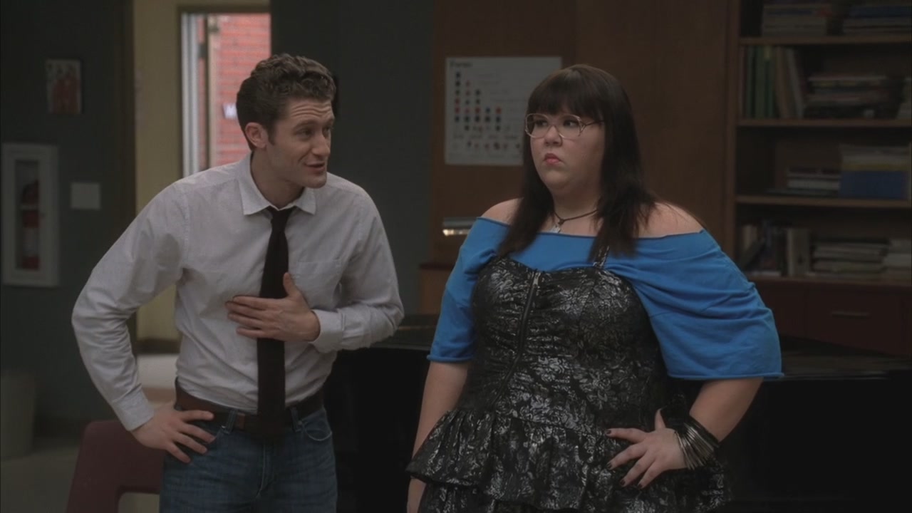 Glee213-0935.jpg
