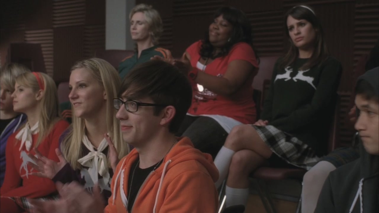 Glee213-0936.jpg