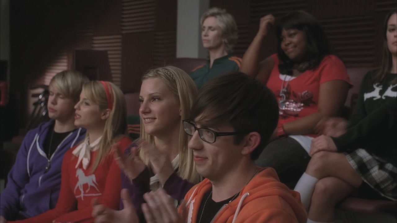 Glee213-0937.jpg