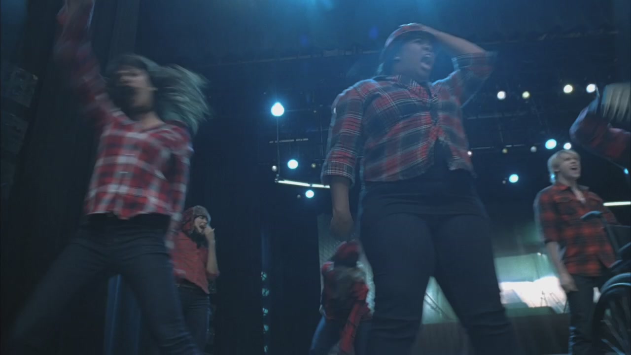 Glee213-1105.jpg