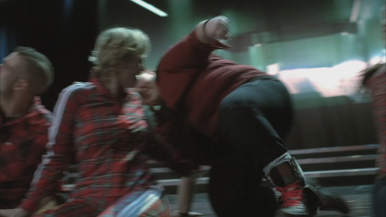 Glee213-1113.jpg