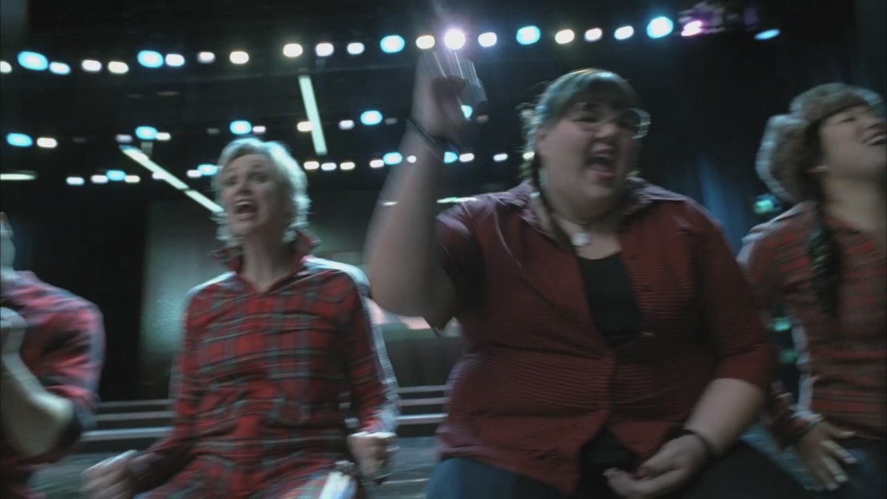 Glee213-1117.jpg