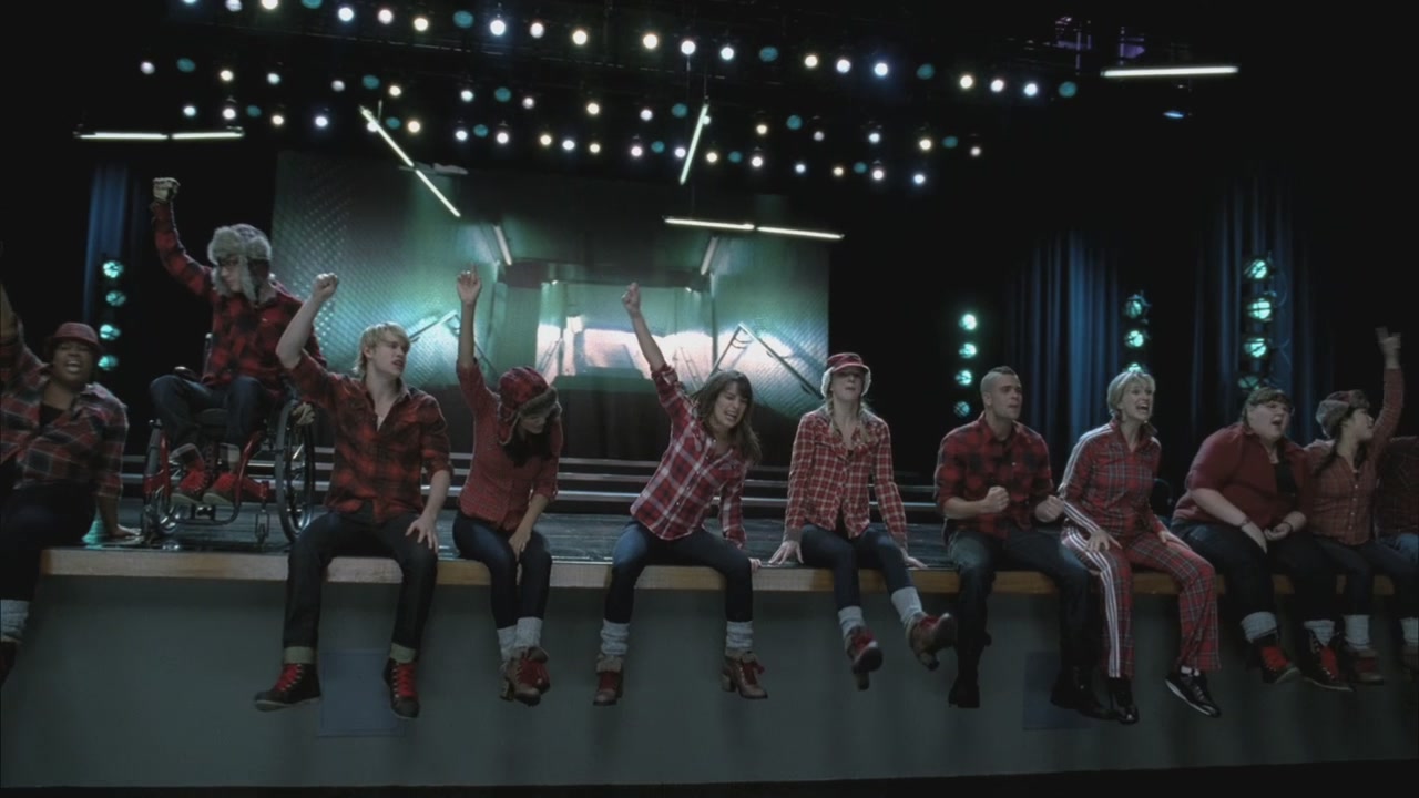 Glee213-1119.jpg