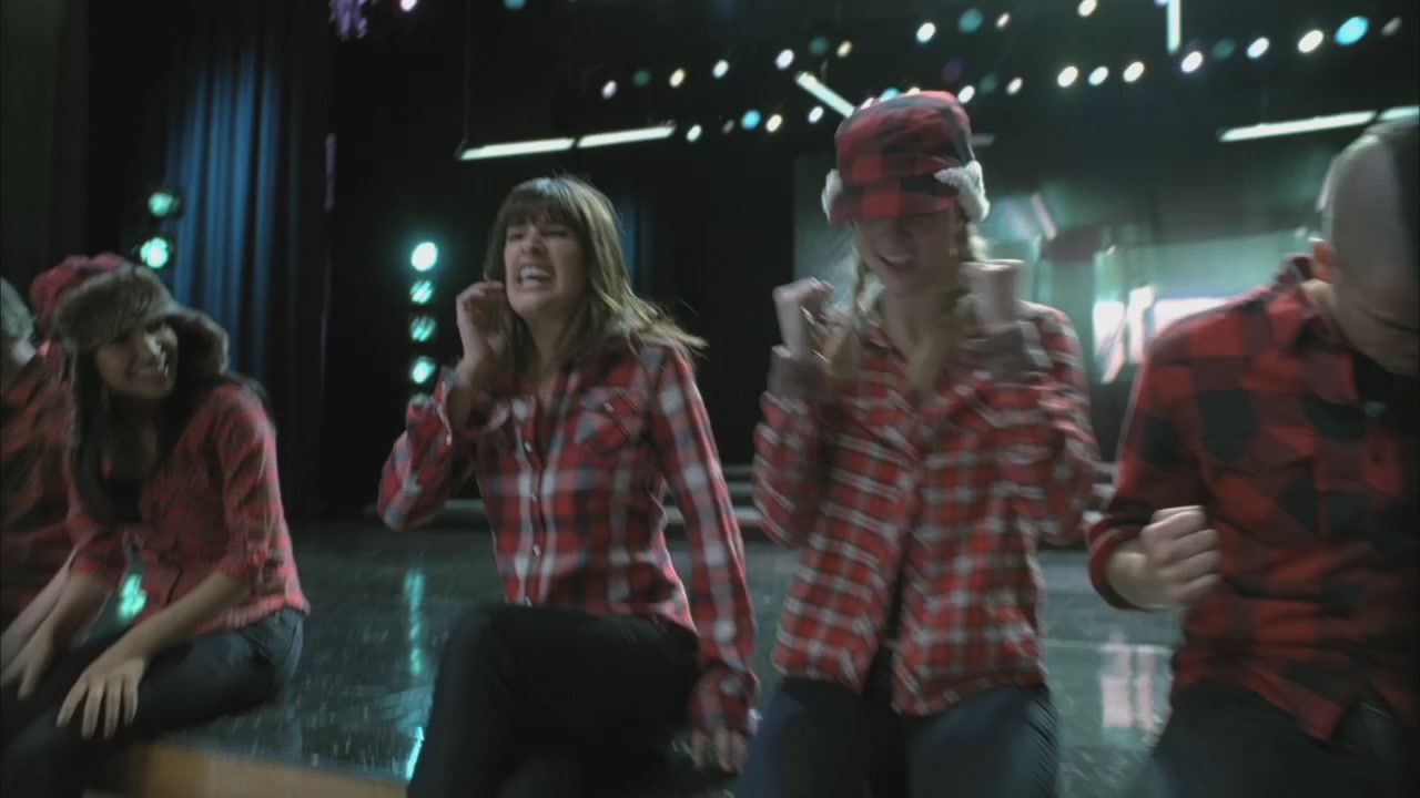 Glee213-1124.jpg