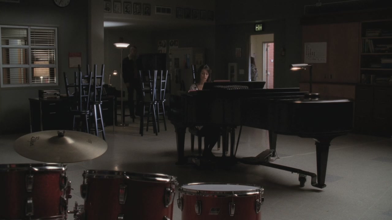Glee214-0101.jpg