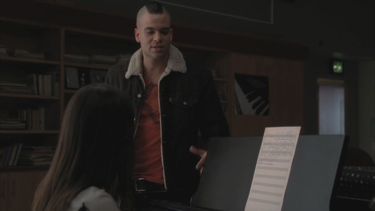 Glee214-0112.jpg