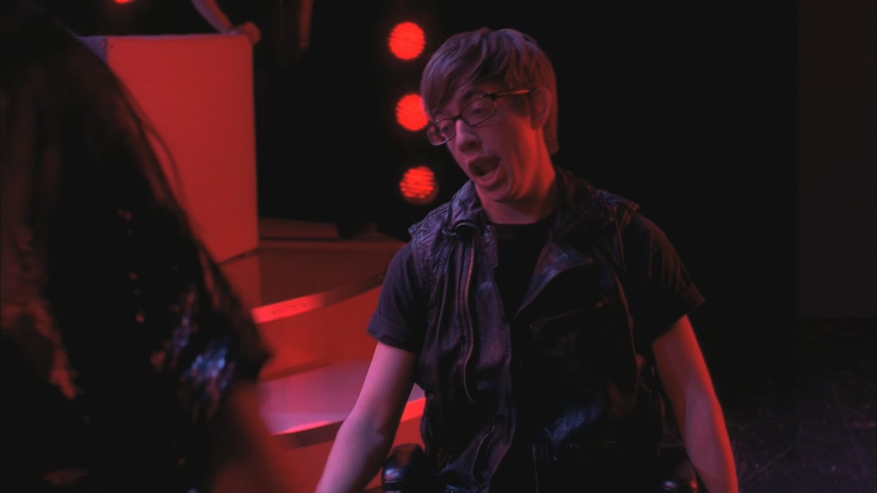 Glee214-0504.jpg