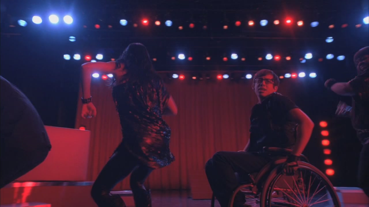 Glee214-0508.jpg