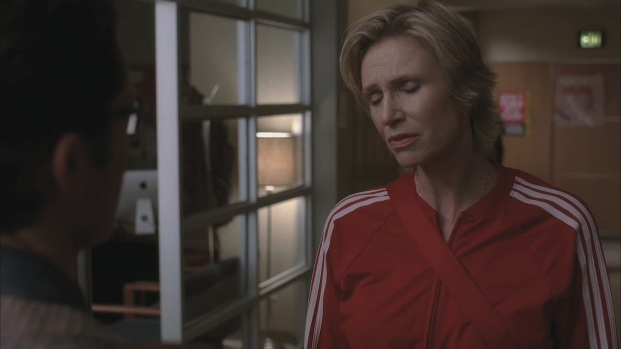Glee214-0913.jpg