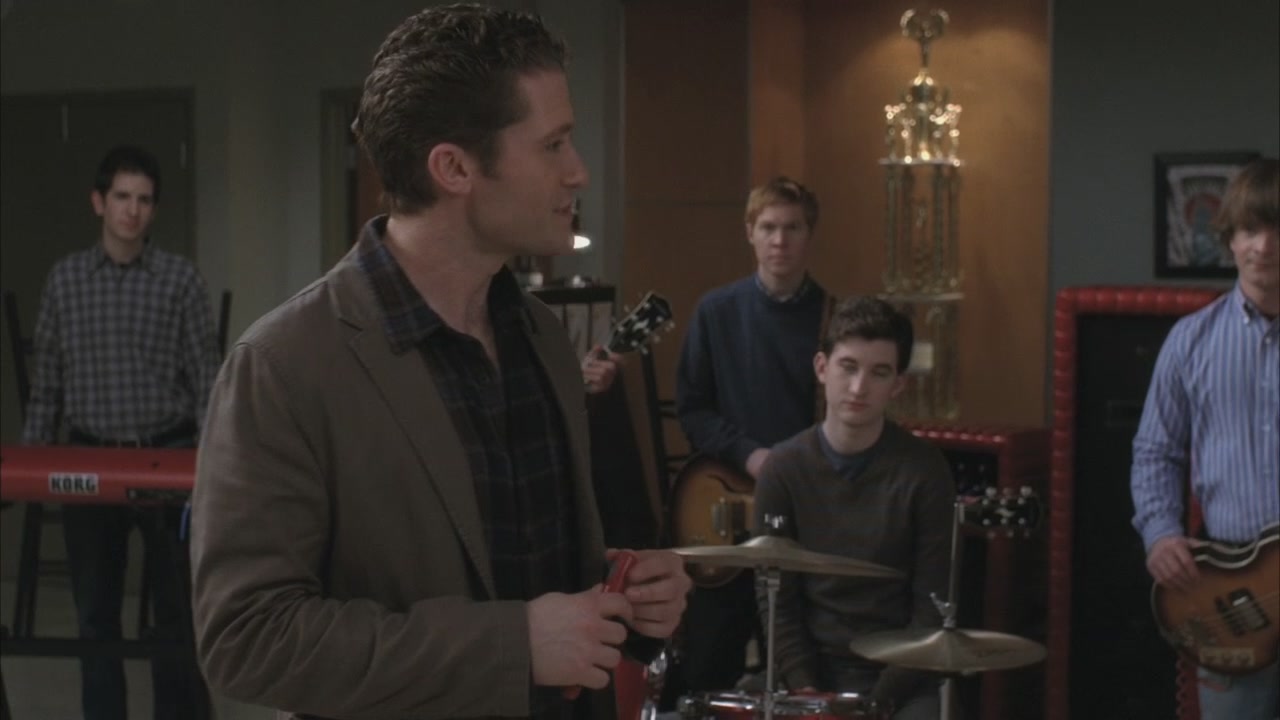Glee215-0206.jpg