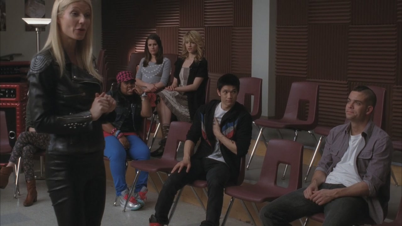 Glee215-0235.jpg