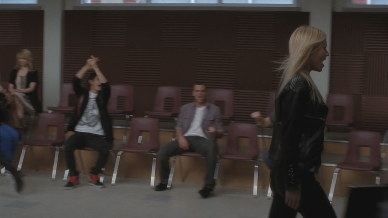 Glee215-0267.jpg