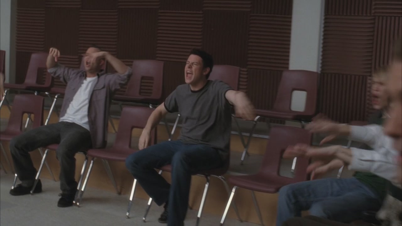 Glee215-0270.jpg